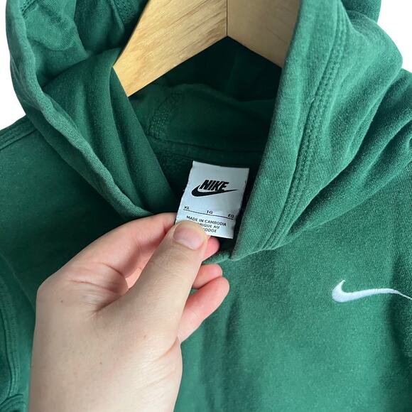 Nike Faded Green Hoodie Size Youth XL 19x23 preowned - Picture 3 of 7